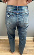 Load image into Gallery viewer, Distressed Straight Leg Jeans
