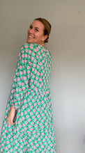 Load image into Gallery viewer, Green Patterned Long Sleeve Maxi
